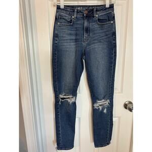 American Eagle Outfitters Ripped Distressed Mom Jean 00R